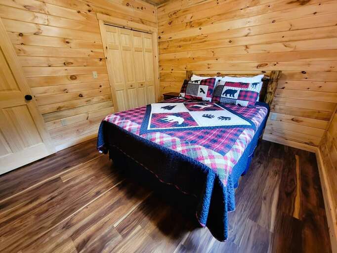 Other main level Queen bedroom