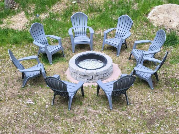 After a soak in the hot tub, why not roast marshmallows in the masonry firepit?