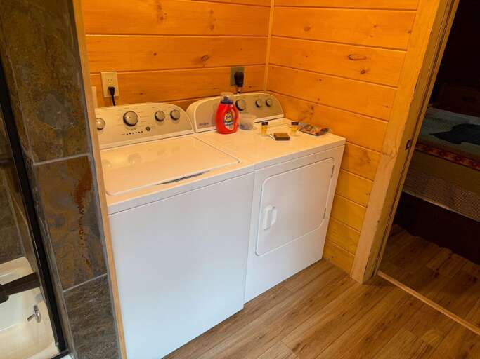Bear Cabin - The new bathroom now includes a washer and dryer!