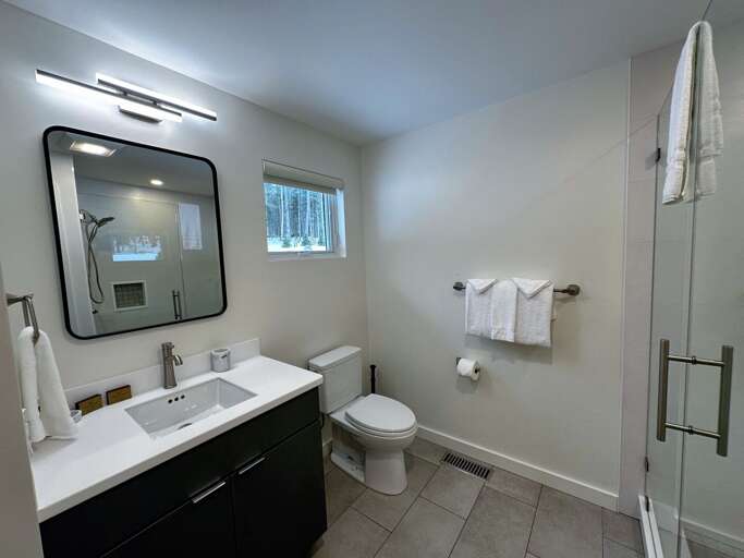 Another stunning bathroom