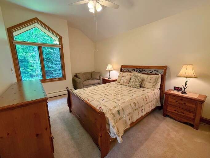 Upper level Queen bedroom