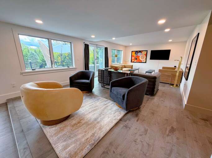 Main level sitting area