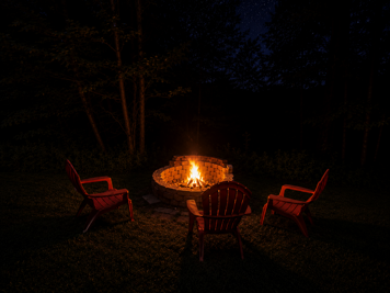 Enjoy evenings by the fire pit under the starry skies that the White Mountains are famous for
