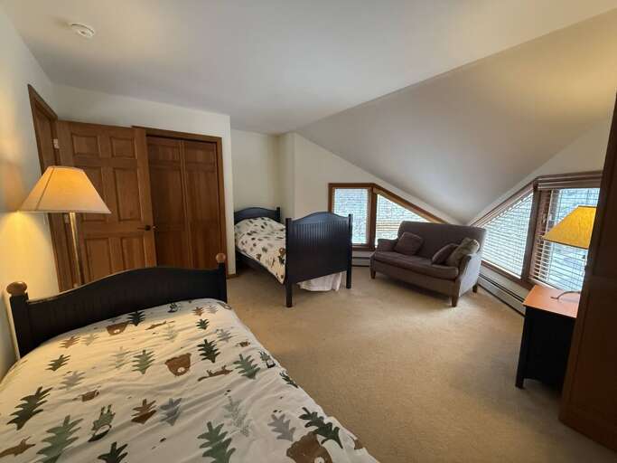 Upper Level Bedroom with 3 twin beds