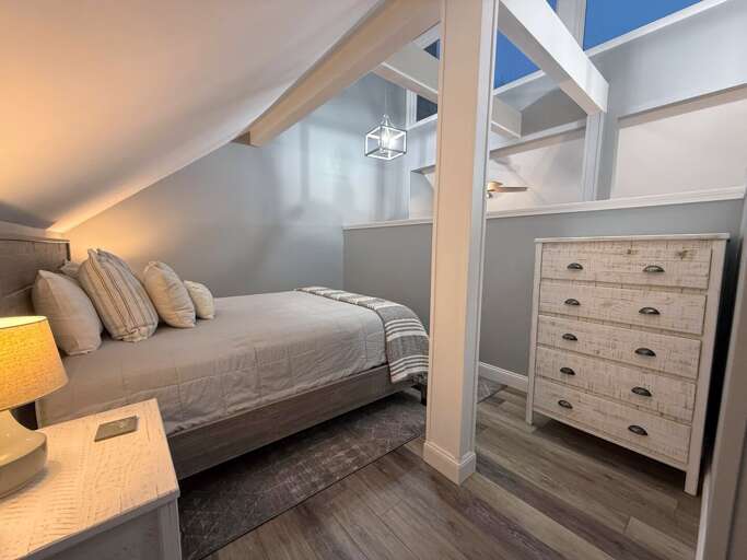 Upper Loft Bedroom with Queen Bed (No sound insulation from main living area)