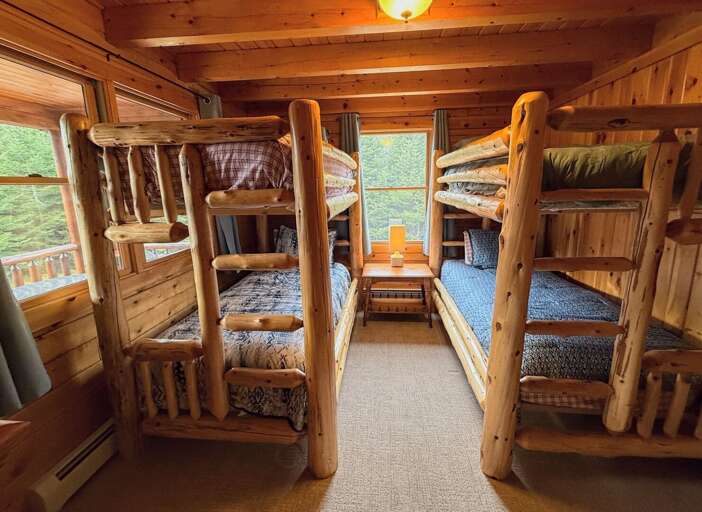 Main Level Bunk Room with 2 Twin/Twin Bunks (sleeps 4)