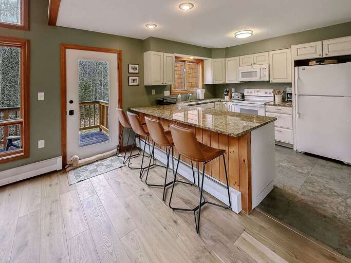 Fully stocked kitchen means you can save on restaurants and enjoy a home cooked meal
