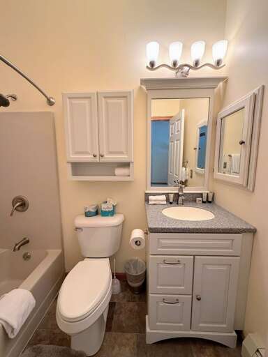 Upper Level Queen Bedroom Ensuite Bath with Shower/Tub Combo