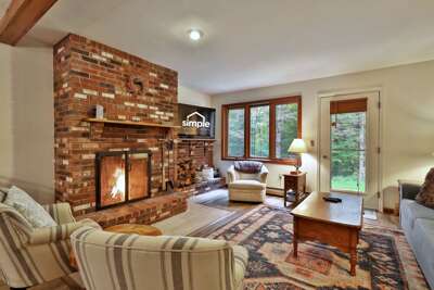 Welcome to Glazebrook E2, your cozy retreat just 1 mile from Killington Resort!
