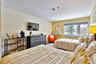 Renovated vacation studio in Killington Center Inn and Suites, in the heart of Vermont's ski