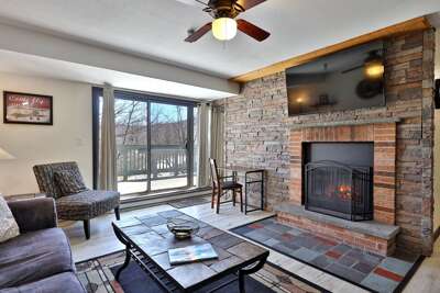 Welcome to Mountain Green 3C8, a charming one bedroom condo just steps to Killington Resort. Includes your own private parking space inside the garage.