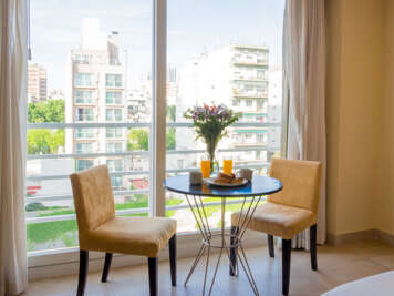 Enjoy your breakfast privately next to a nice view when you rent our studio to make it your base in Palermo Hollywood, Buenos Aires.