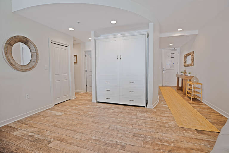 Murphy bed