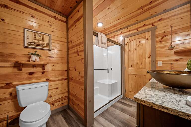 Main Level Master Bath