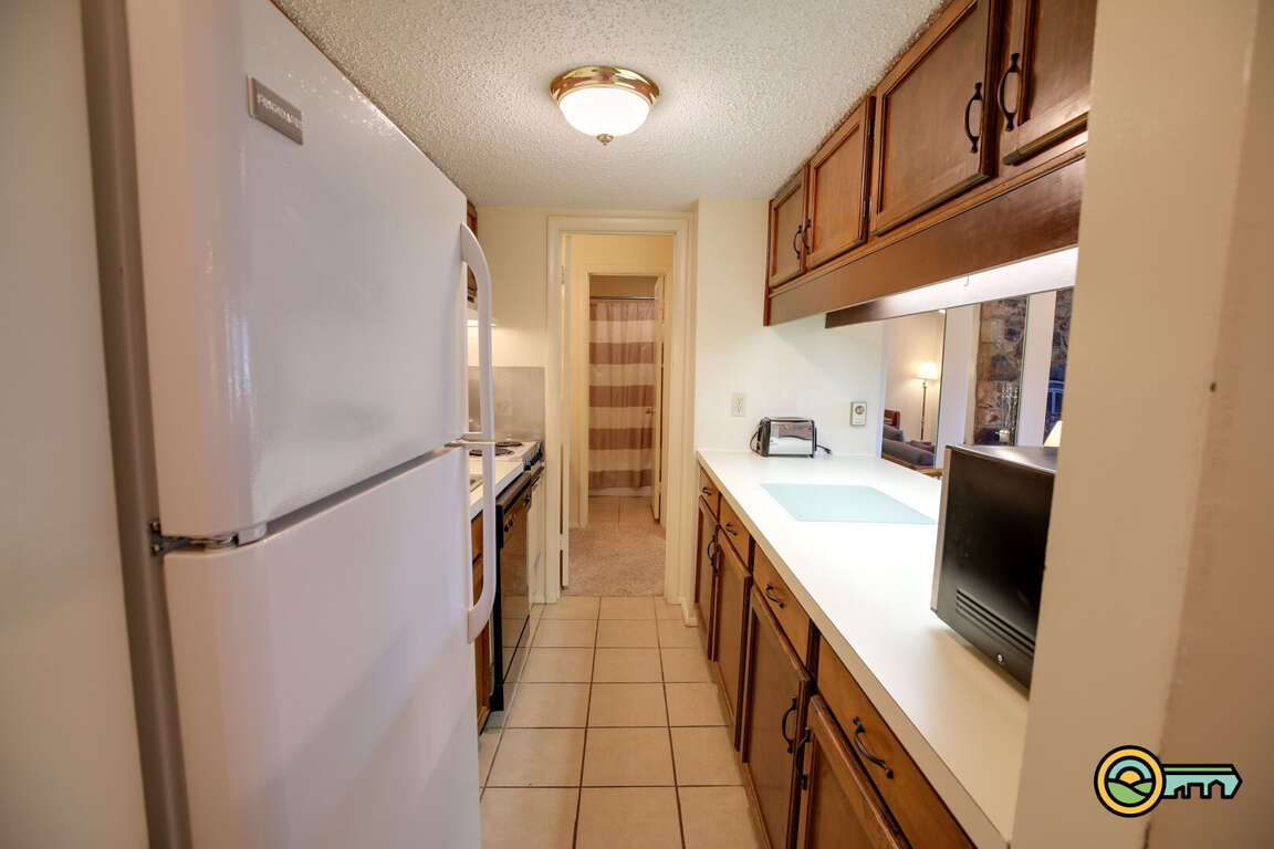 Aspen East 118 Condo for Short Term Rental in Basye, VA Sleeps 4