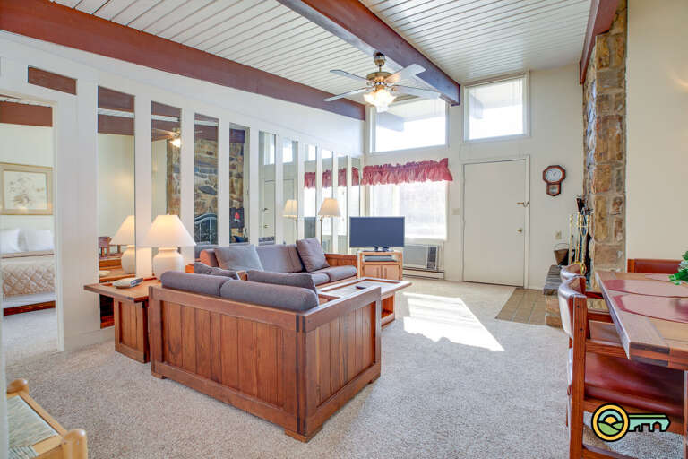 Aspen East 134 Vacation Condo for Rent in Basye, VA Sleeps 4