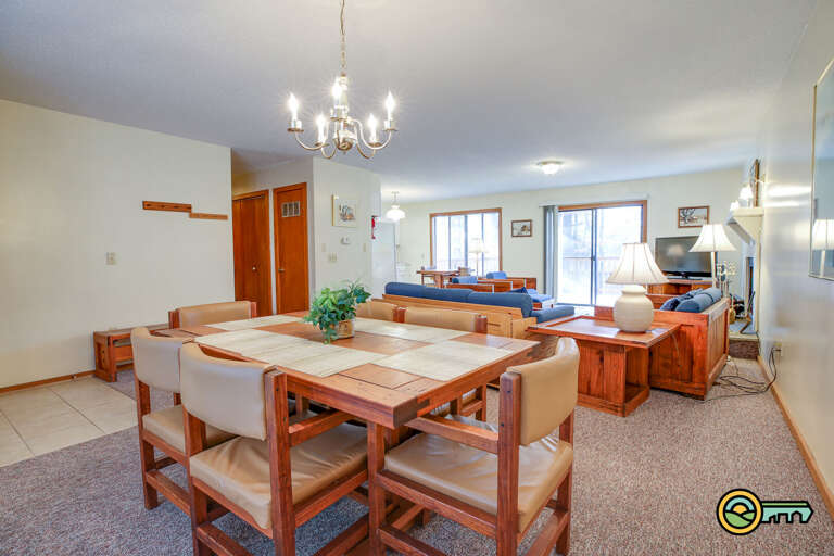 Dining & living room