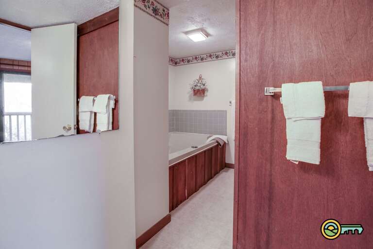 Bathroom 3 w/ Jacuzzi