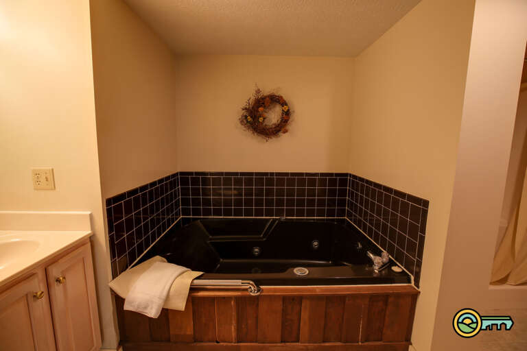 Bathroom 3 Jacuzzi tub