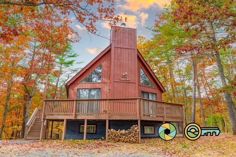 A-frame Vacation Rental Surrounded By Fiery Fall Foliage A-frame Vacation Rental Surrounded By Fiery Fall Foliage