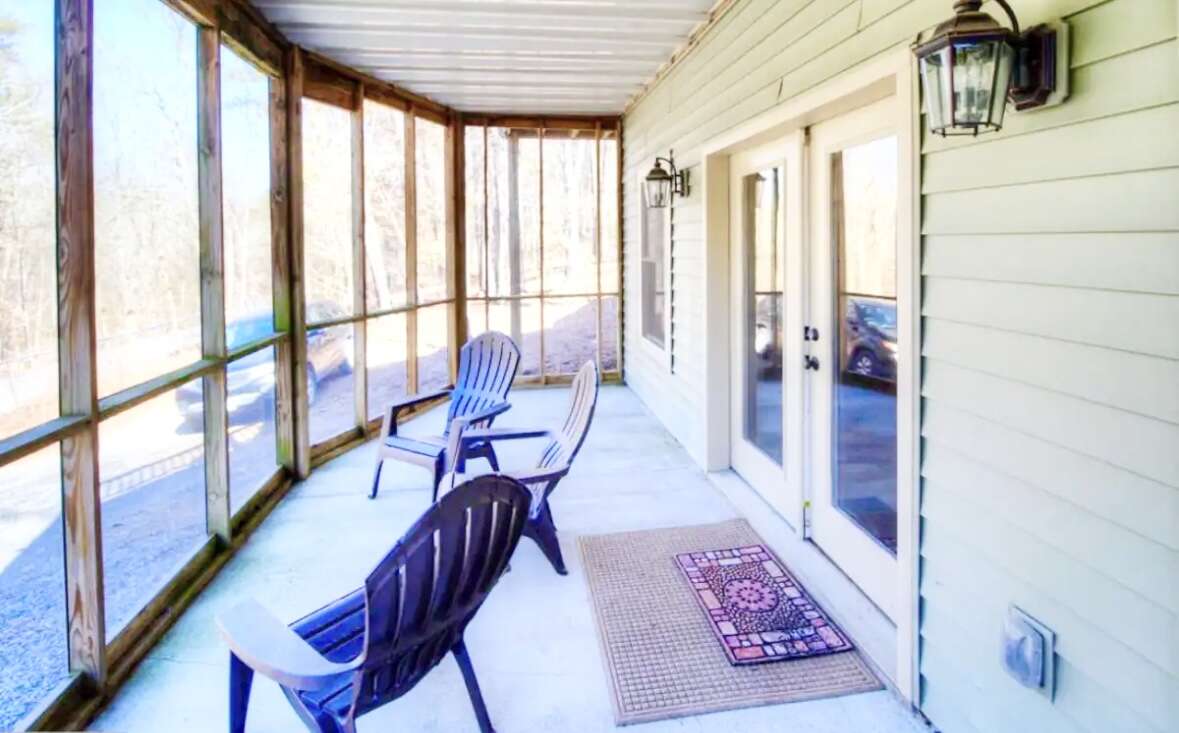 Moonshine Mountain Luxury 3 Bedroom House for Rent in Basye, VA