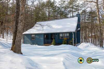 1562 Greenview Drive: Blue Bungalow