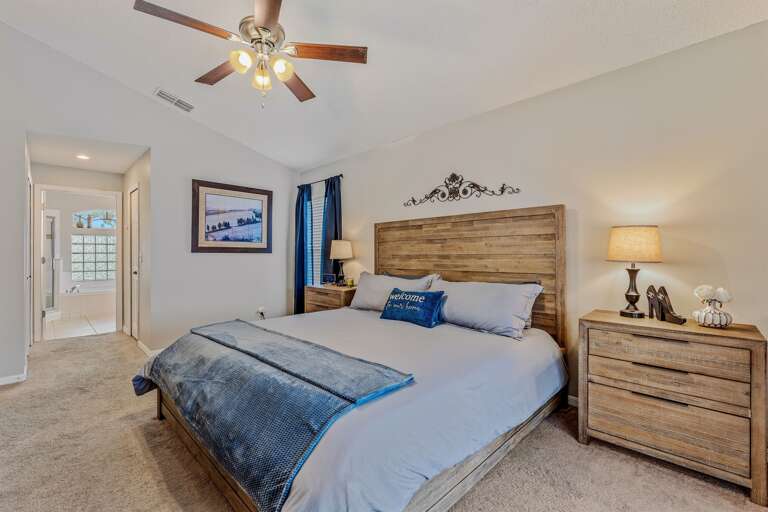 Master bedroom - Serhii Villa Orlando