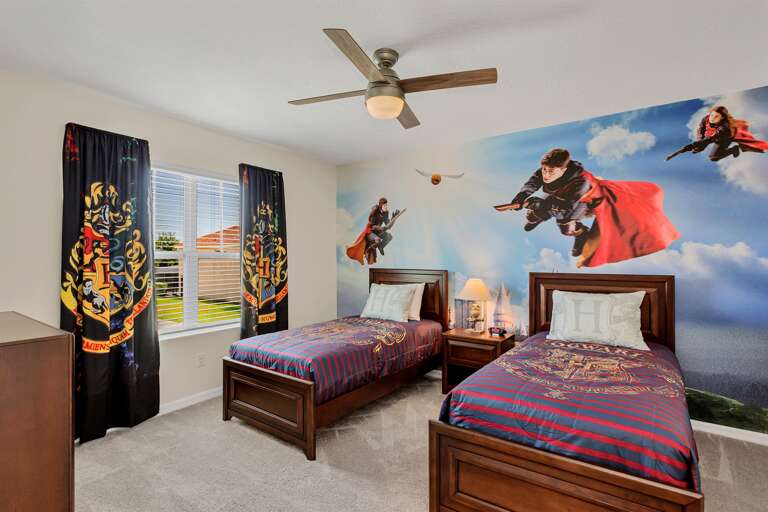 Harry Potter Themed Room (bedroom 6)