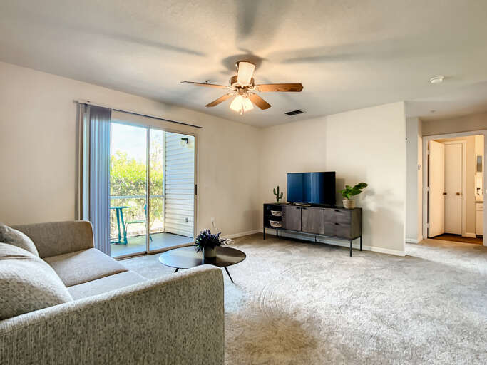 FLBR314ChampWlk2 2 Bedroom Short Term Rental in Bradenton FL (167865)