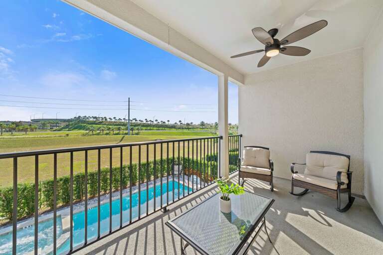 2nd level lanai with seating area