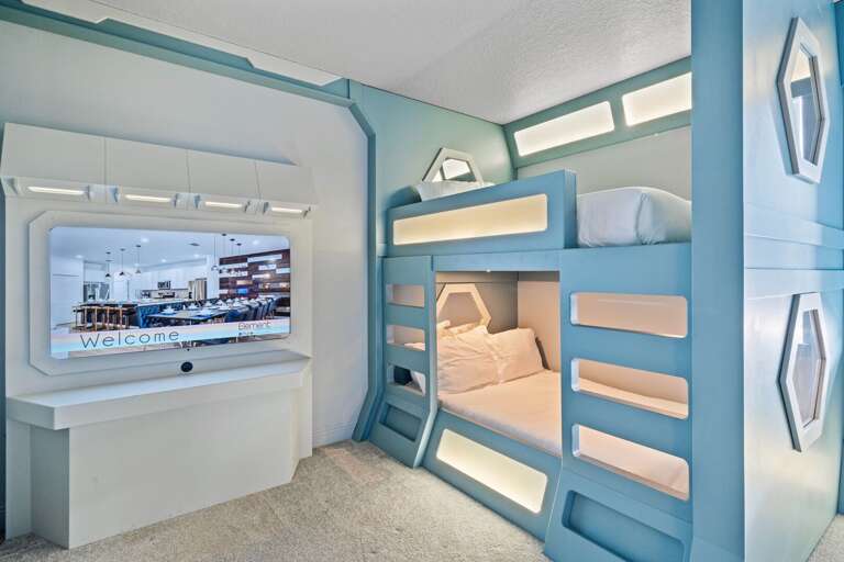 Themed bedroom with bunk beds