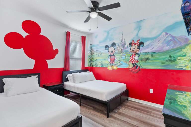 Bedroom with Twin + Full beds Bedroom with Twin + Full beds