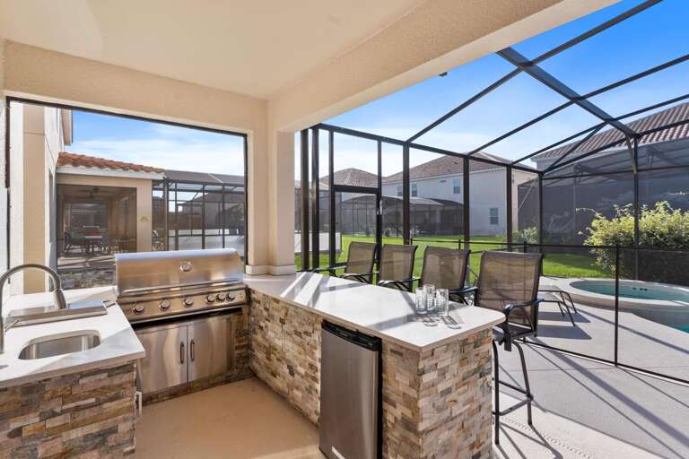 Outdoor kitchen w/ Grill Outdoor kitchen w/ Grill