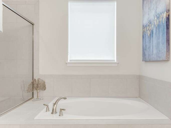 Bathroom with jetted tub