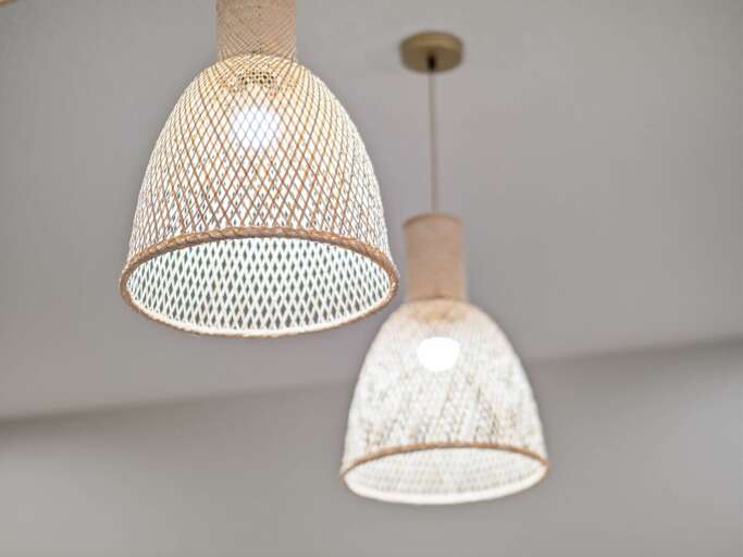 Light fixtures
