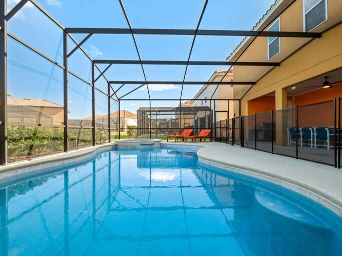 Private pool and spa