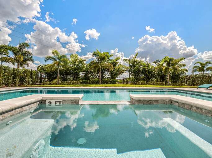 Private pool and spa