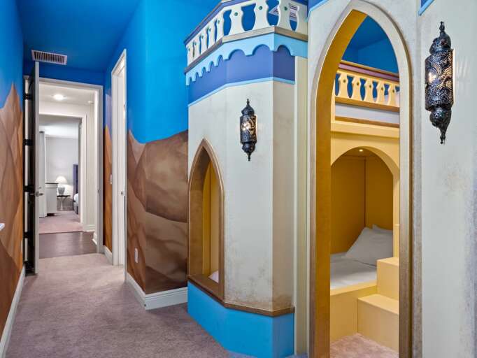 Arabian castle themed bedroom with 4 Twin beds