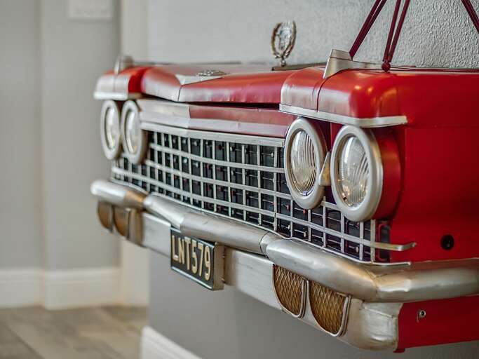 Mustang wall decor