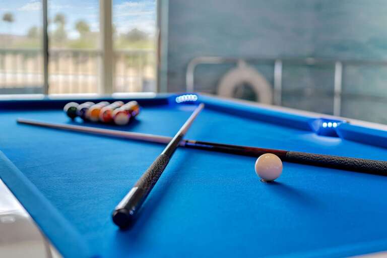 Pool table