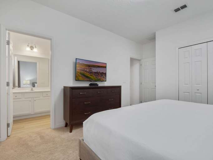 Bedroom with King bed