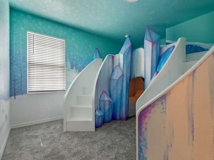 Frozen themed bedroom with 4 Twin beds