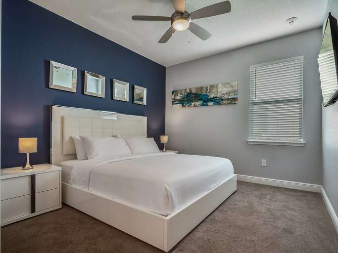 Bedroom with King bed