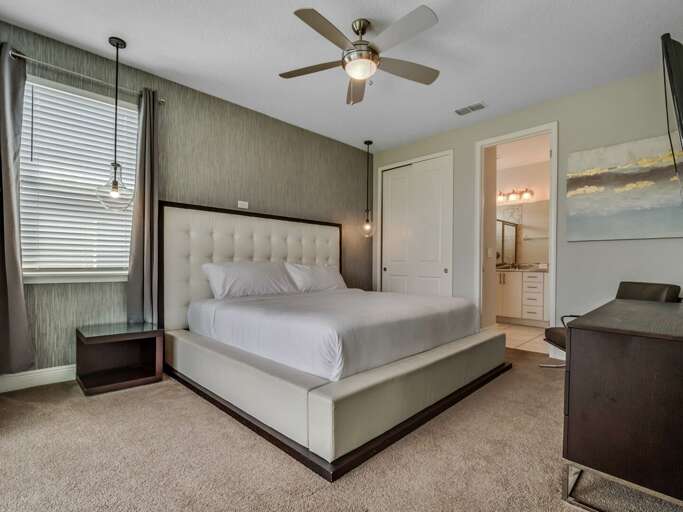 Bedroom with King bed