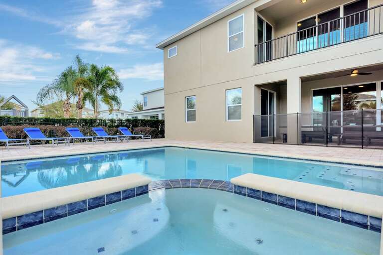 Private pool and spa Private pool and spa