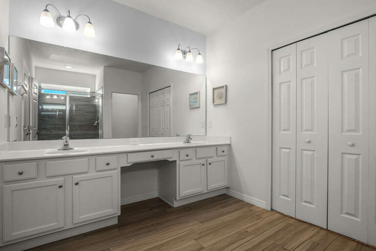Bathroom with dual sinks Bathroom with dual sinks