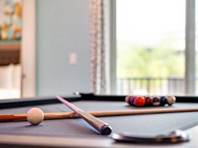 Pool table