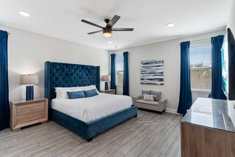 Bedroom with King bed