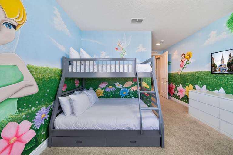Bedroom with bunk beds