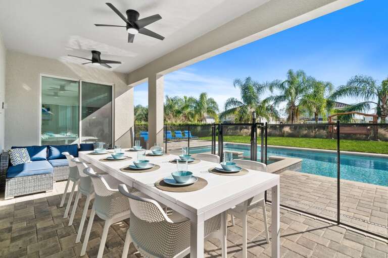 Lanai with seating area Lanai with seating area